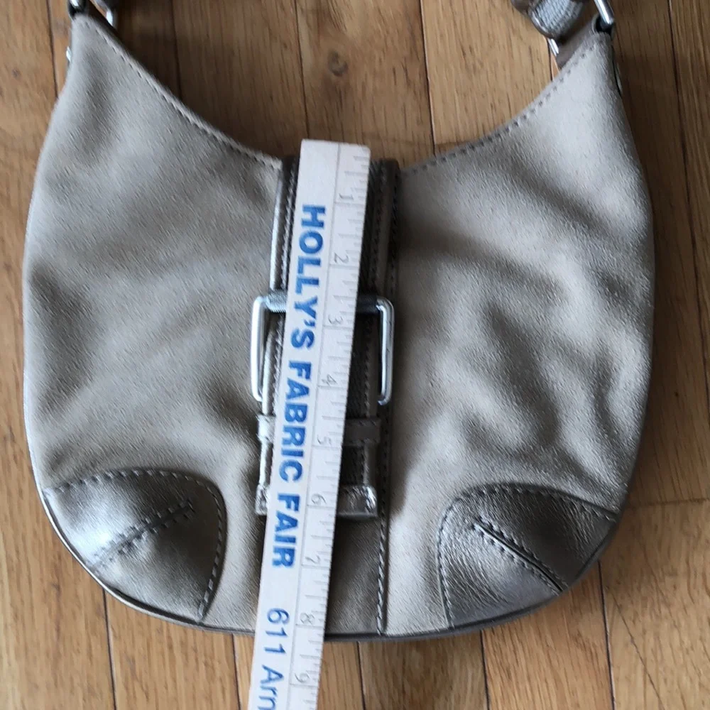 Vintage MICHAEL Michael Kors women’s Essex hobo bag TAN suede